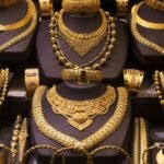 Ahmedabad Airport: બોંબનો ધમકી ભર્યો મેઈલ મળતા ફ્લાઈટનું ઈમરજન્સી લેન્ડિંગ