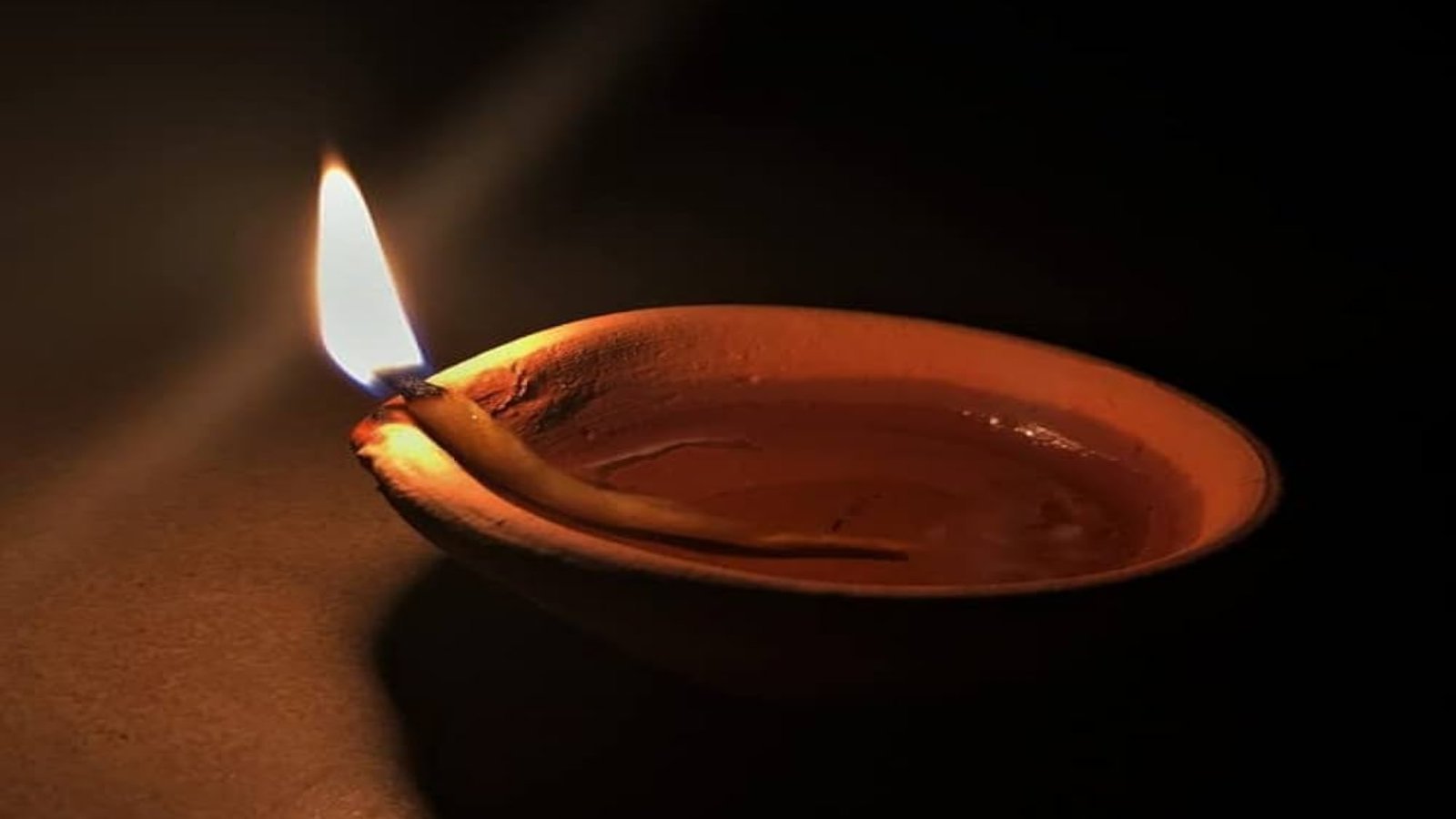 Ahmedabad Fire via diya