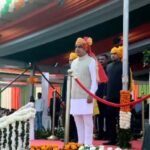 Republic Day 2026: વાવ થરાદ ખાતે રાજ્યપાલ આચાર્ય દેવવ્રતજીએ લહેરાવ્યો તિરંગો, હેલિકોપ્ટરથી પુષ્પવર્ષા કરવામાં આવી