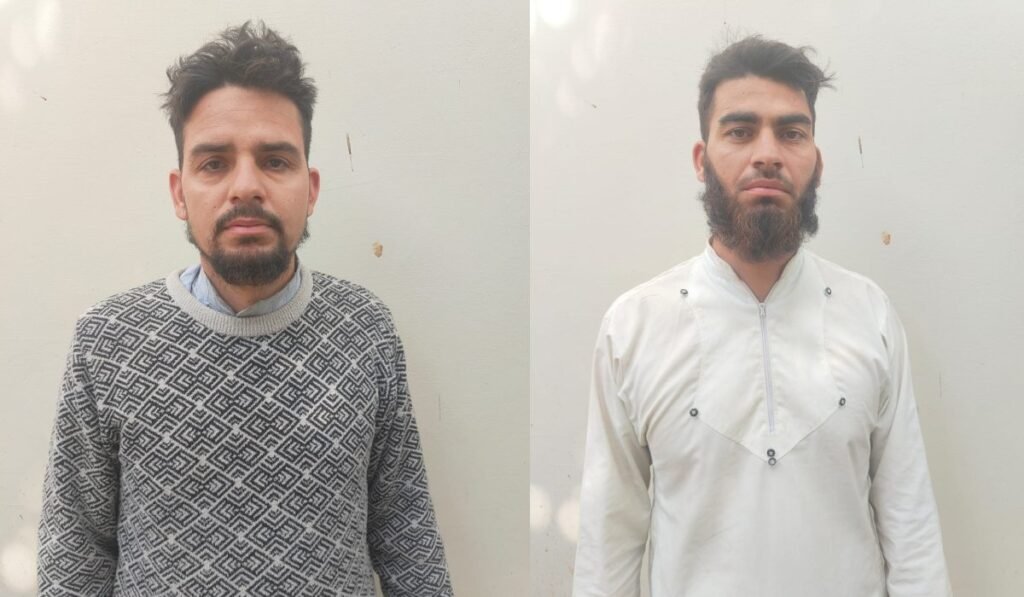 Kachchh News: કચ્છના નારાયણ સરોવર વિસ્તારમાંથી જમ્મુ કાશ્મીરના બે શખ્સો ઝડપાયા