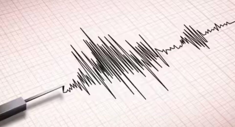 ધોરાજીમાં ગઈકાલ રાતથી આજ સવાર સુધીમાં ભૂકંપના આઠ આંચકા અનુભવાયા