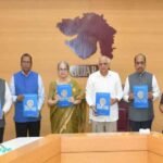 Patan News: જીલિયા ફાર્મ ખાતે આતંક મચાવનારને ખરેખર હનુમાનજી દેખાયા, પોલીસે જાહેરમાં ટાંટિયા તોડ સર્વિસ કરી