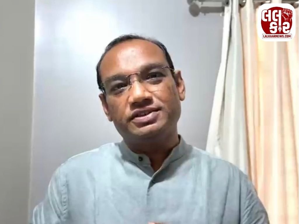 “CM-કલેક્ટરના ઘરે વીજળી નથી જતી તો પ્રજાના ઘરે કેમ ગુલ થાય છે?”: વીજકાપ મુદ્દે મનોજ સોરઠીયાના સરકાર પર તીખા પ્રહારો