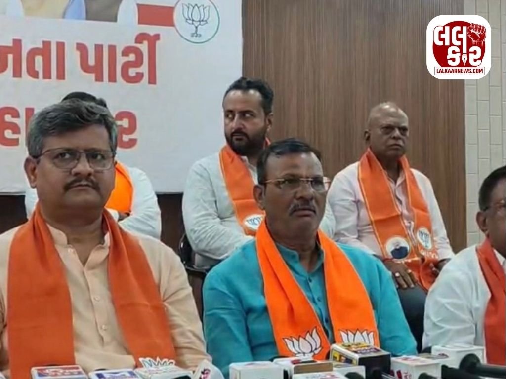 વડોદરામાં ભાજપનું શક્તિપ્રદર્શન: ‘લોકતંત્ર બચાવો, અરાજકતા હટાવો’ અભિયાન અંતર્ગત આગામી ૨૮મીએ નીકળશે ભવ્ય પદયાત્રા!